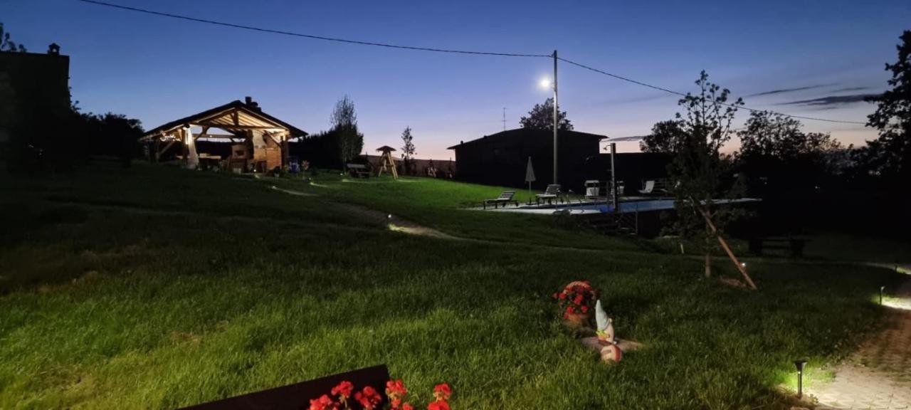 Casa Vacanza Con Piscina,Area Giochi Bambini. Santa Maria della Versa 외부 사진