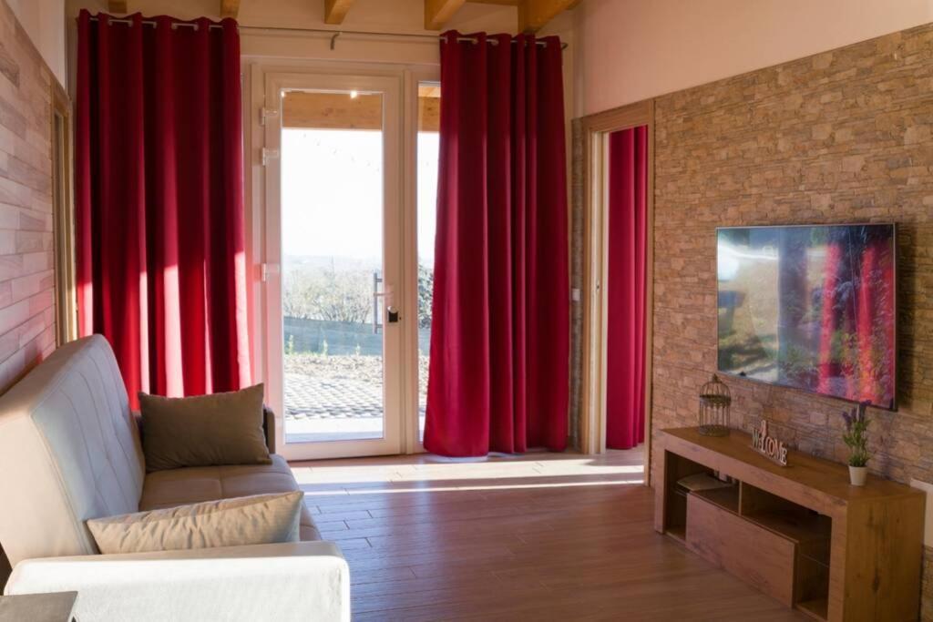 Casa Vacanza Con Piscina,Area Giochi Bambini. Santa Maria della Versa 외부 사진